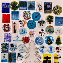 Load image into Gallery viewer, O TANNENBAUM | A HEART-WARMING HOLIDAY TRADITION | 2024
