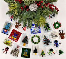Load image into Gallery viewer, O TANNENBAUM | A HEART-WARMING HOLIDAY TRADITION
